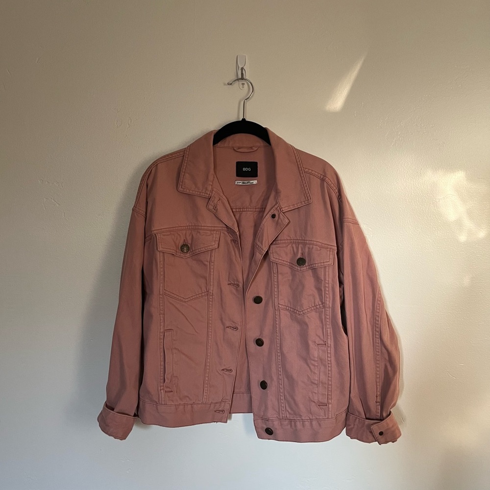 urban outfitters BDG women’s trucker jacket